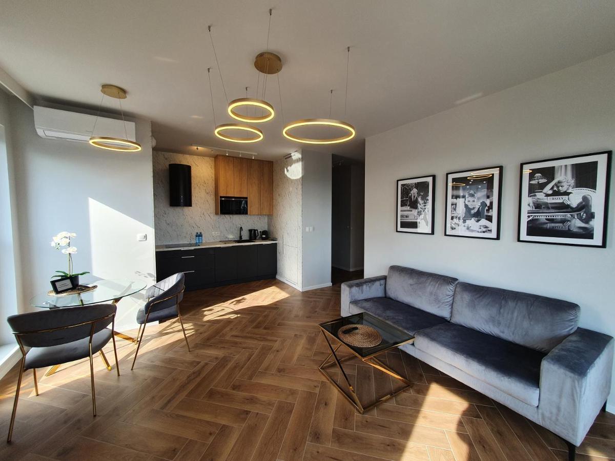 15 Pietro Sokolska 30 Towers Apartments - New - Lux - Parking - Sauna - Gym- And The Best View In Katowice Zewnętrze zdjęcie