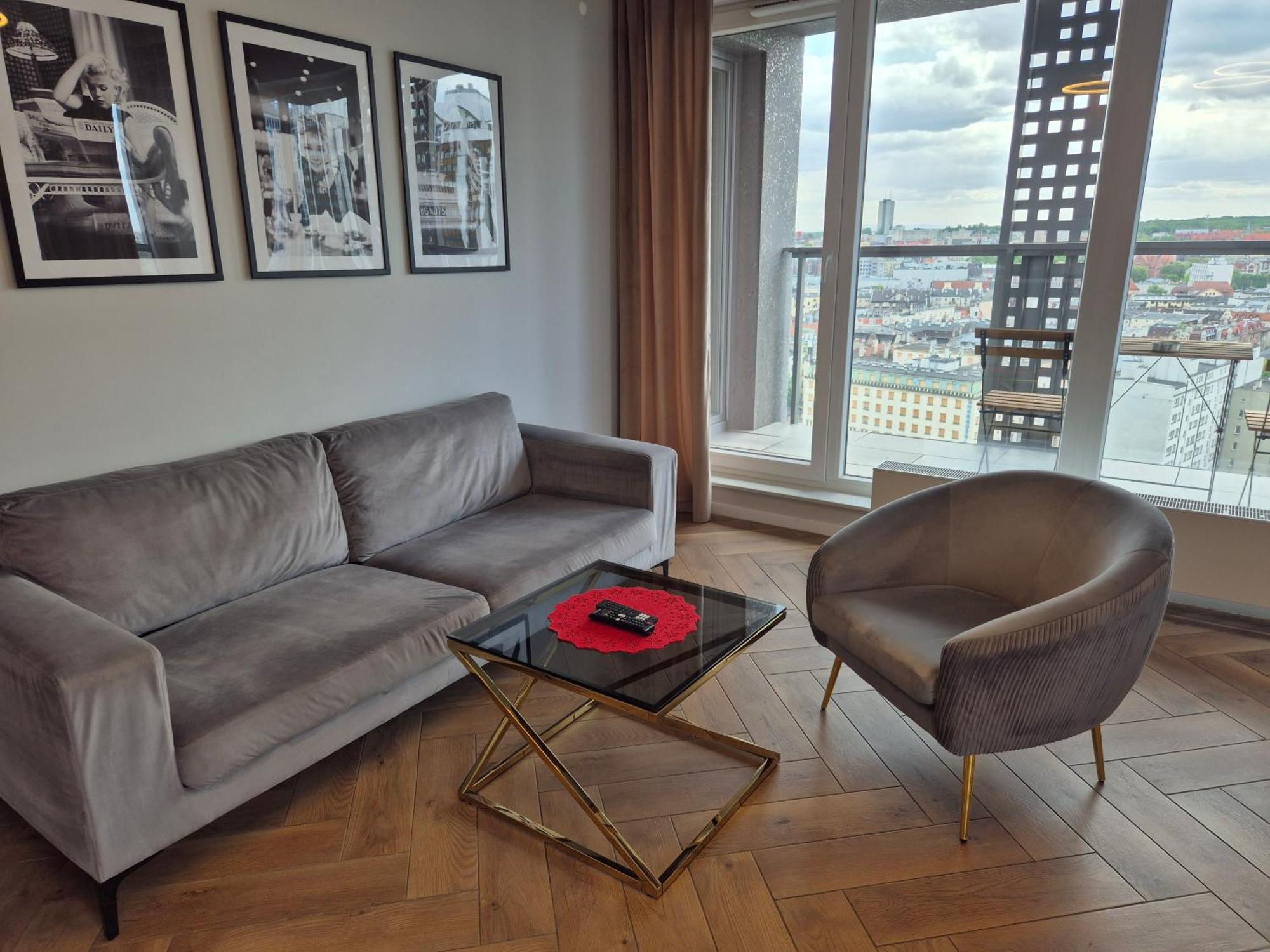 15 Pietro Sokolska 30 Towers Apartments - New - Lux - Parking - Sauna - Gym- And The Best View In Katowice Zewnętrze zdjęcie
